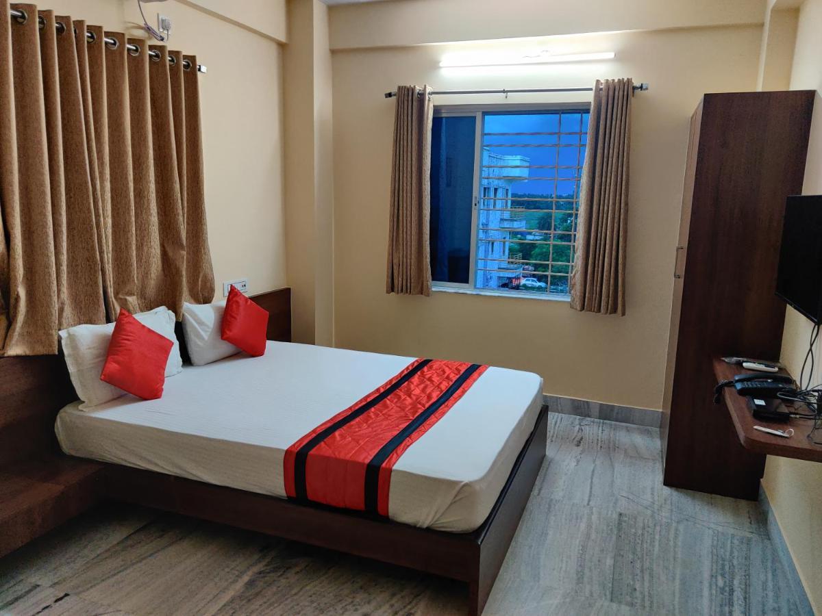Sanjiva Suites Calcutta Extérieur photo