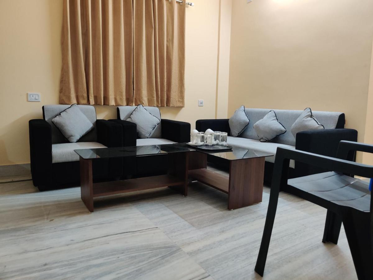 Sanjiva Suites Calcutta Extérieur photo